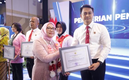 Ditres PPA - PPO Polda Jatim Terima Penghargaan dari Menteri PPPA